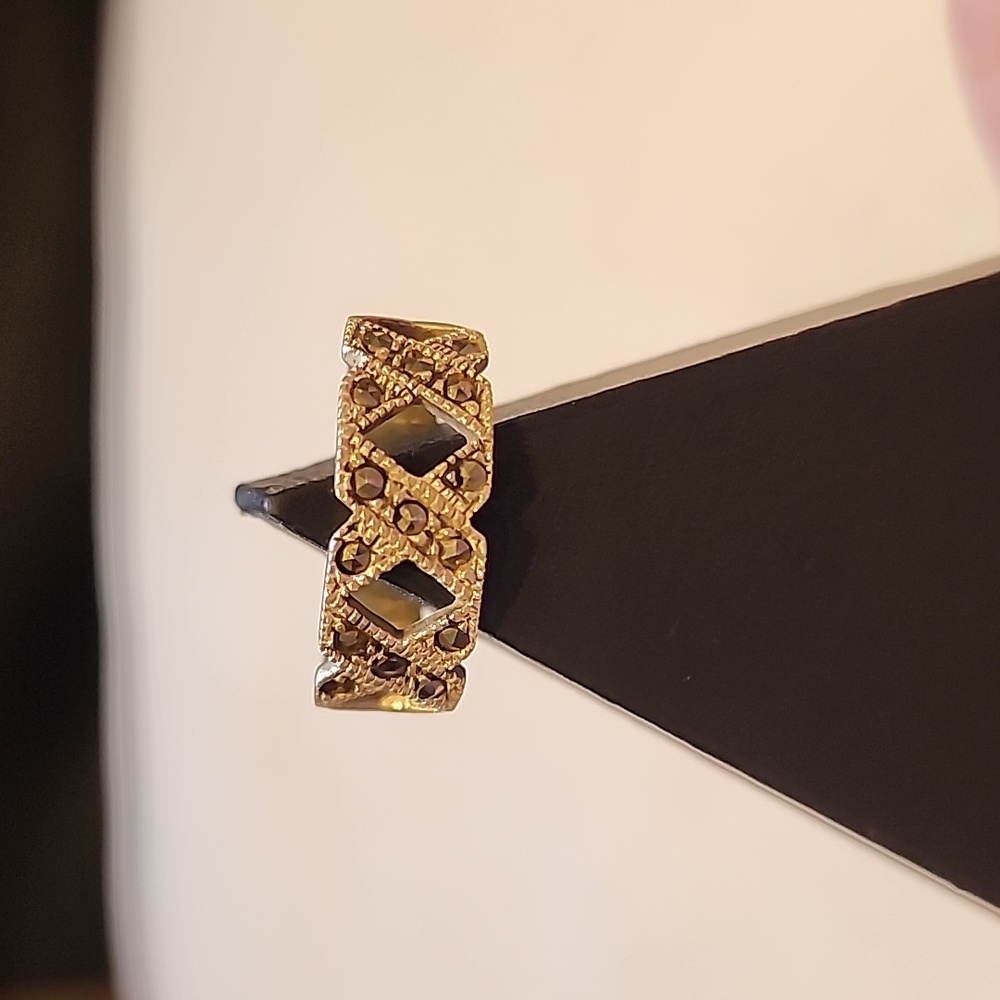 Marcasite ring - size 6.5